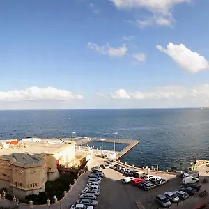 Hotel Astra, Sliema